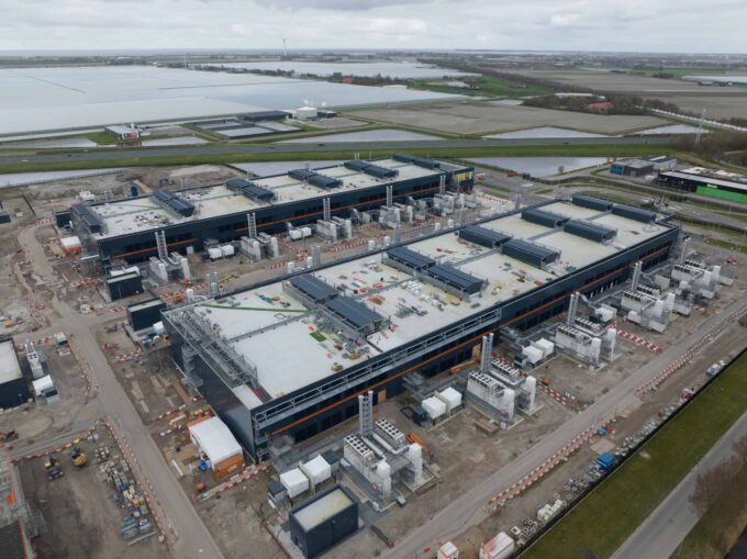 Além da energia: data centers criam “ilhas de calor” e aumentam temperatura em até 9 °C