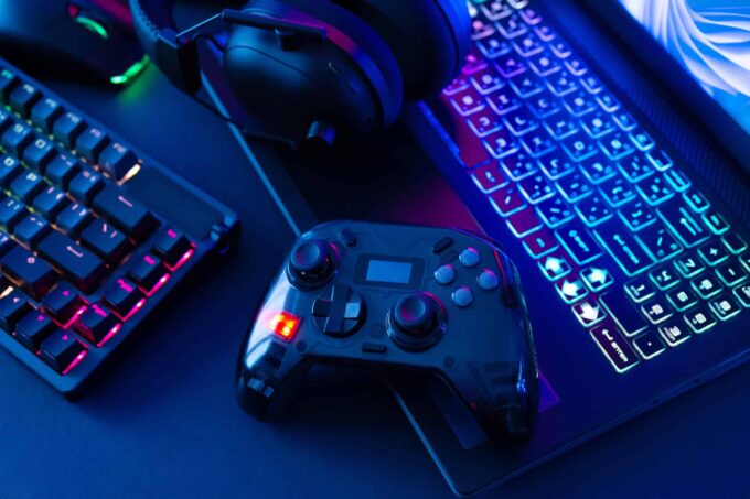 Por que as IAs ainda não conseguem vencer humanos em jogos eletrônicos?