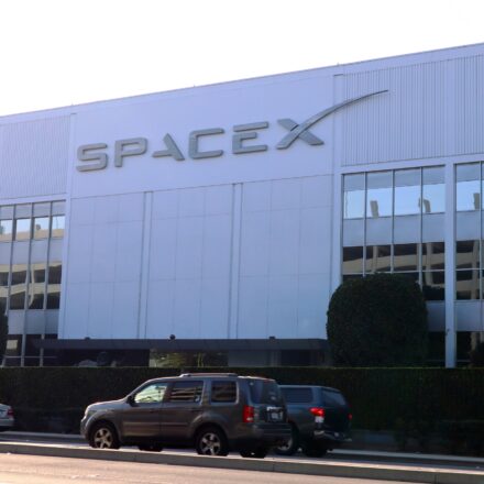 SpaceX usa bilhões para tentar virar o jogo na inteligência artificial SpaceX usa bilhões para tentar virar o jogo na inteligência artificial