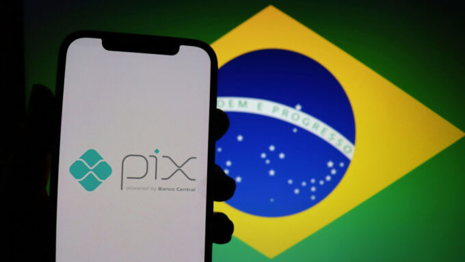 ‘Mudou a lógica do dinheiro no Brasil’: conheça a história do Pix