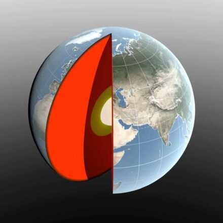 Água e ar fazem o centro de massa da Terra se mover; entenda como a NASA detecta o fenômeno Água e ar fazem o centro de massa da Terra se mover; entenda como a NASA detecta o fenômeno