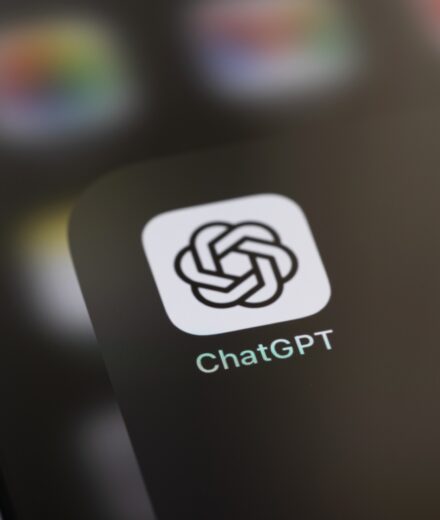ChatGPT apresenta problemas e instabilidade na tarde desta segunda-feira (28)
